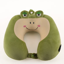 Shop Bentley Vert Ensemble oreiller de voyage grenouille et masque Tracker Youth in Canada at only $17.49 2nd look