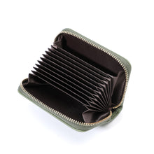Shop Bentley Vert Portefeuille compact Champs Iconic in Canada at only $29.99 11th look