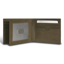 Shop Bentley Vert Portefeuille en cuir à volet central Champs Camo in Canada at only $39.99 4th look
