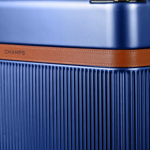 Shop Bentley Bleu marine Ensemble de 3 valises Champs Vintage Air in Canada at only $399.99 5th look