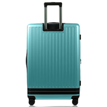 Shop Bentley Vert Ensemble de 3 valises Champs Fresh II in Canada at only $349.99 4th look