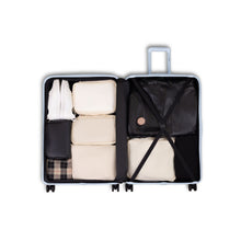 Shop Bentley Blue Ensemble de voyage 4 pièces Tracker Milan in Canada at only $244.99 4th look