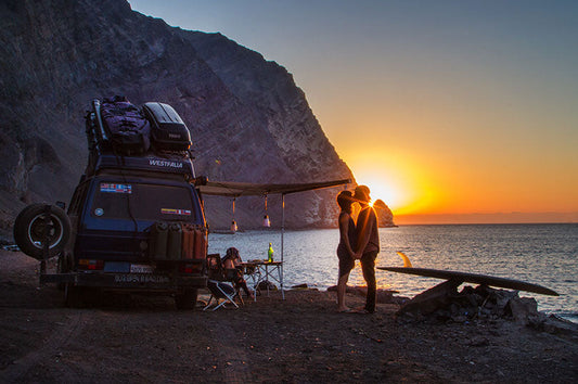 Life on the road: #vanlife couples who love—and blog—on the road