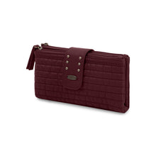 
                    Shop Bentley Bourgogne Portefeuille à rabat matelassé Cargo in Canada at only $44.99 2nd look
                  