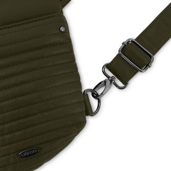 
                    Shop Bentley Kaki Sac hobo matelassé convertible Cargo in Canada at only $69.99 6th look
                  