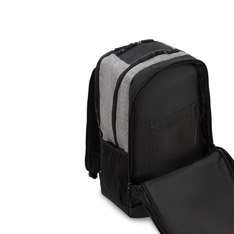 
        Shop Bentley Noir et gris Sac à dos Tracker à 3 compartiments in Canada at only $59.99 3rd look
      