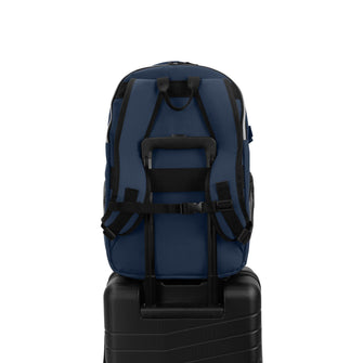 
                    Shop Bentley Bleu marine Sac à dos Tracker Fully Loaded in Canada at only $69.99 8th look
                  
