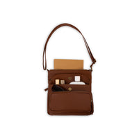 
                      Shop Bentley Cognac Sac à bandoulière Cargo Basic in Canada at only $49.99 7th look
                    