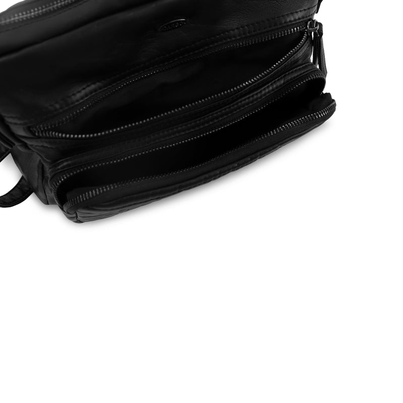 
        Shop Bentley Noir Sac à bandoulière matelassé Cargo in Canada at only $49.99 7th look
      