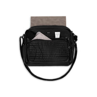 
                      Shop Bentley Noir Sac à bandoulière matelassé Cargo in Canada at only $49.99 6th look
                    