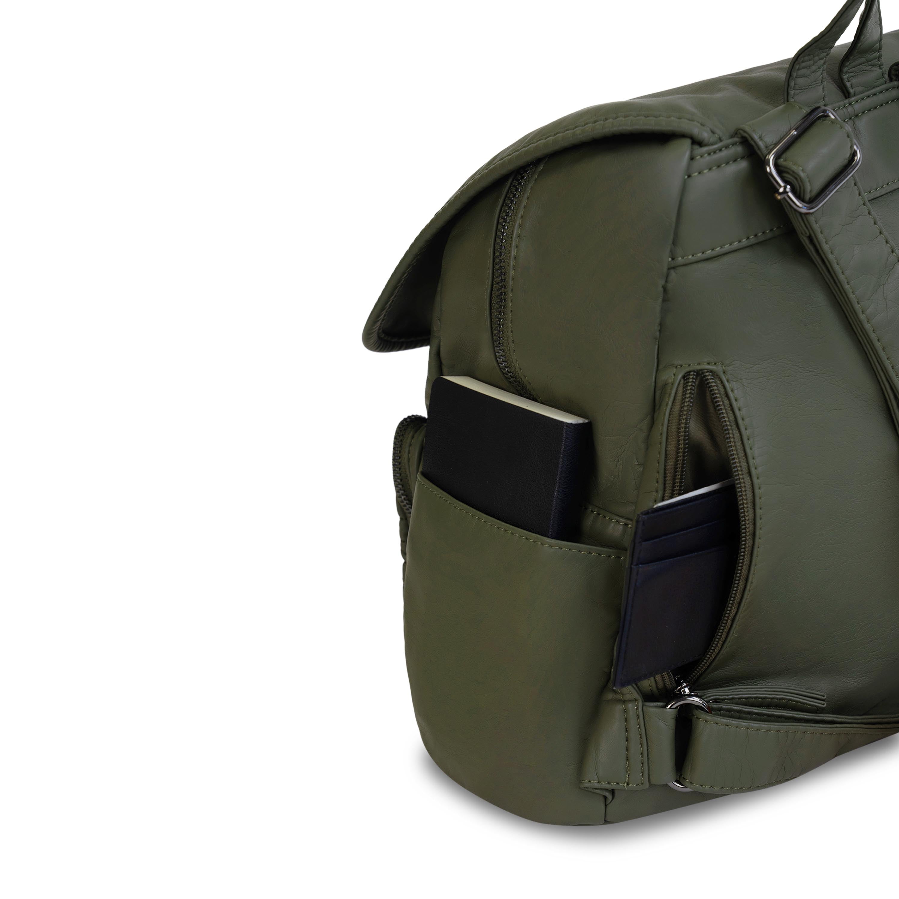 Shop Bentley Kaki Sac à dos à rabat matelassé Cargo in Canada at only $59.99 5th look