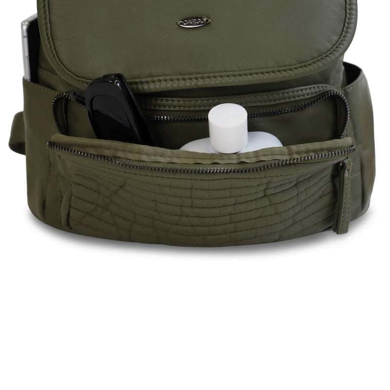 
        Shop Bentley Kaki Sac à dos à rabat matelassé Cargo in Canada at only $59.99 7th look
      