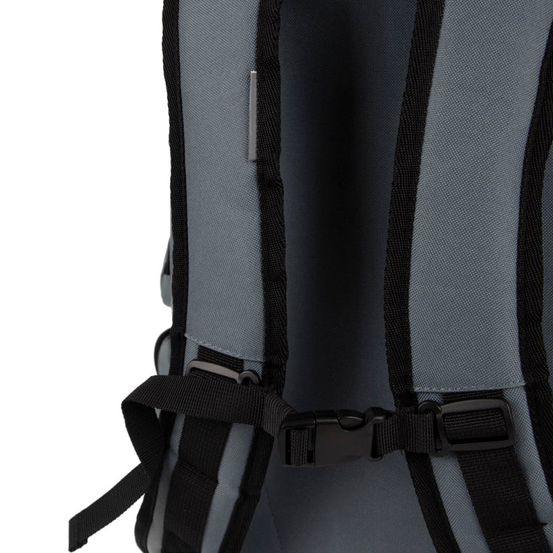 
        Shop Bentley Gris Charbon Sac à dos Tracker Jasper à compartiments in Canada at only $59.99 13th look
      
