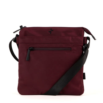 
                    Shop Bentley Noir Sac à bandoulière RFID en nylon Tracker Basic à 2 soufflets in Canada at only $49.99 1st look
                  