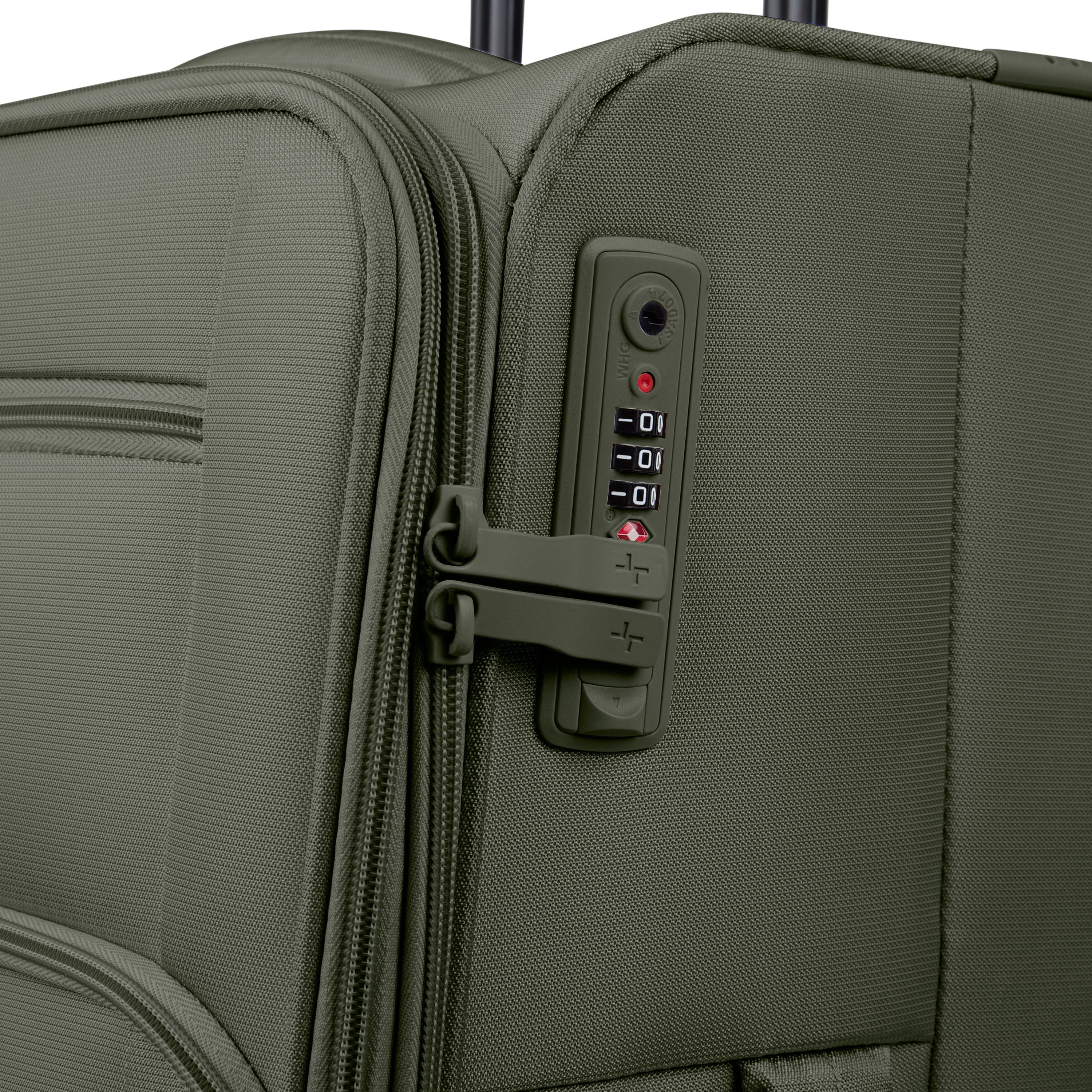 Shop Bentley Burgundy Valise moyenne souple Tracker Verona in Canada at only $199.99 32nd look
