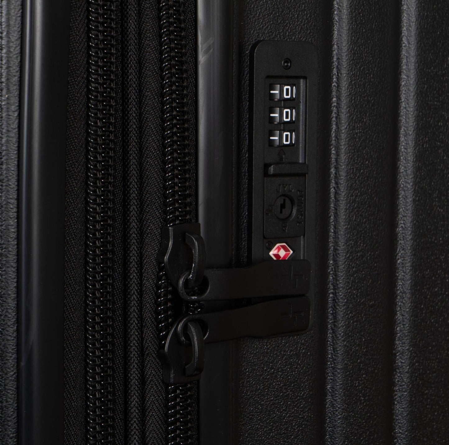 Grande valise rigide Tracker Legend