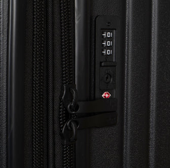 
                    Shop Bentley Noir Grande valise rigide Tracker Legend in Canada at only $124.99 5th look
                  
