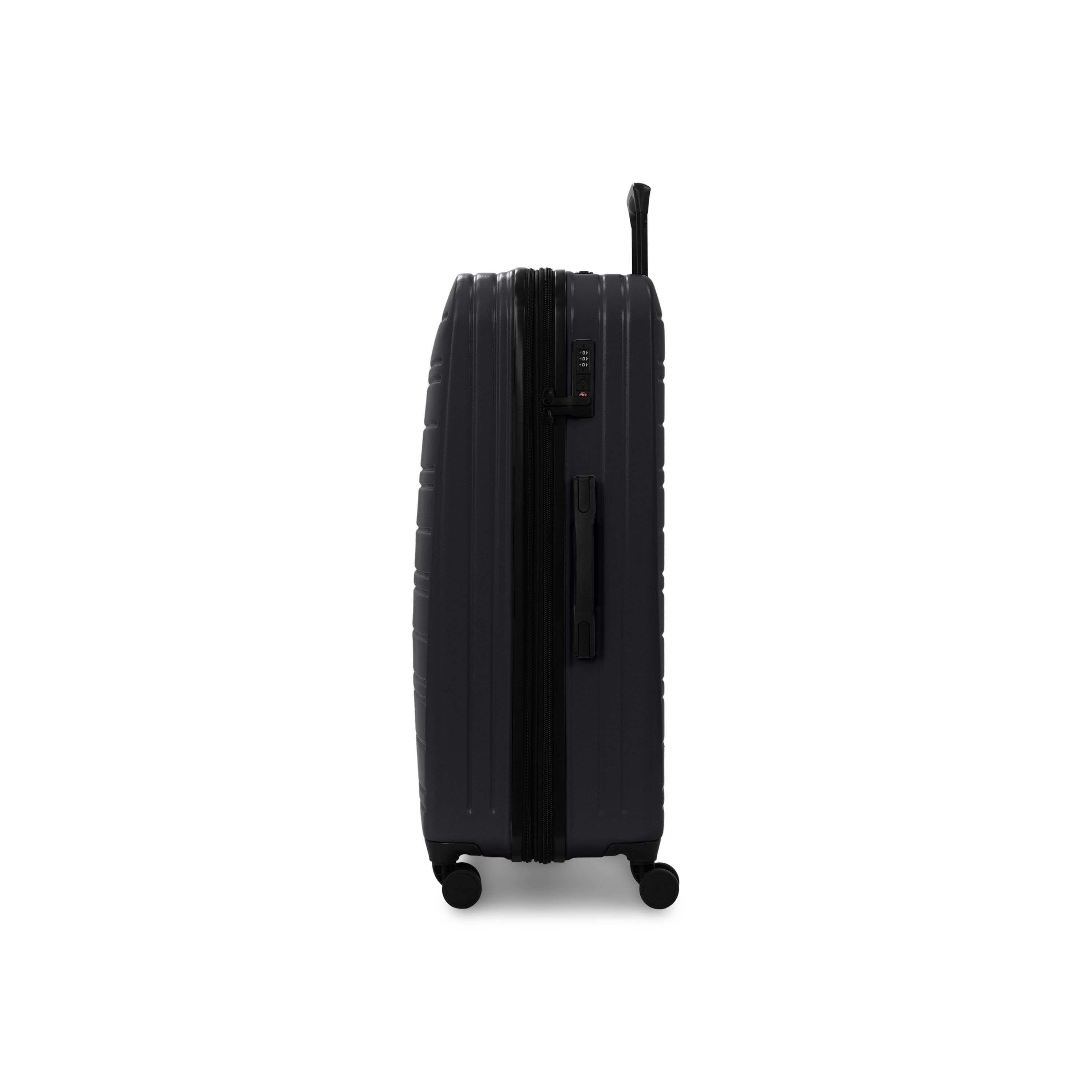 Shop Bentley Noir Ensemble de 3 valises Tracker Legend in Canada at only $324.97 3rd look
