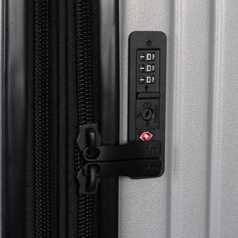 
                    Shop Bentley Gris étain Grande valise rigide Tracker Legend in Canada at only $124.99 6th look
                  