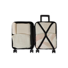 
                    Shop Bentley Vert olive Valise de cabine Tracker Legend  in Canada at only $89.99 3rd look
                  