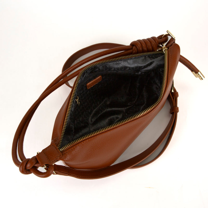 
        Shop Bentley Cognac Sac à l’épaule à bandoulière nouée Riona Pandora in Canada at only $69.99 12th look
      