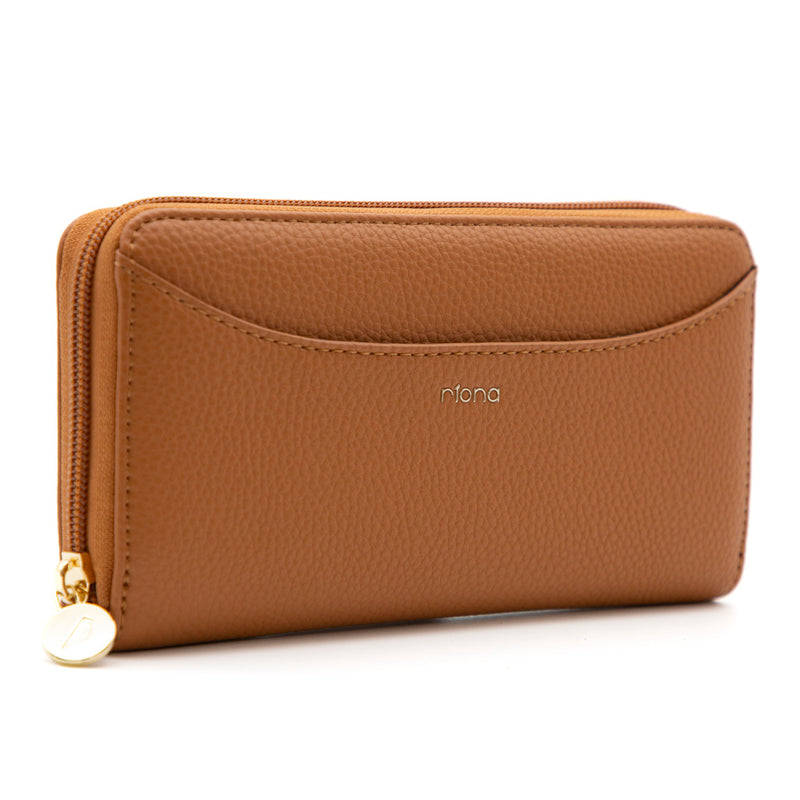 
        Shop Bentley Cognac Portefeuille RFID à glissière en cuir grainé Riona Ivy in Canada at only $44.99 1st look
      