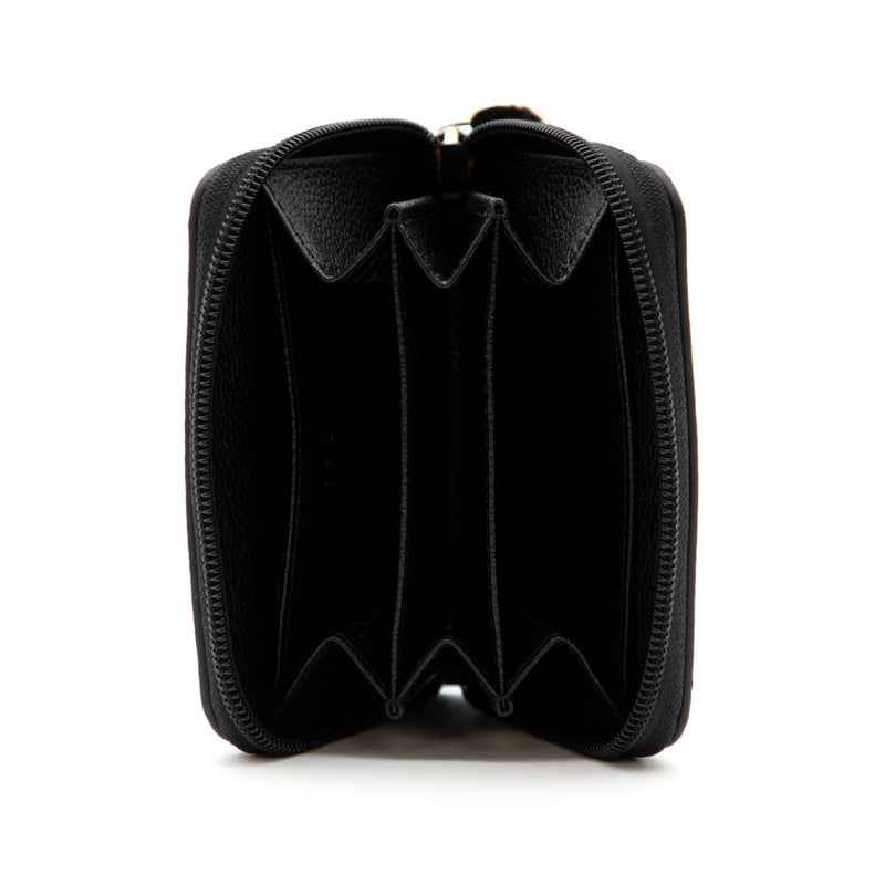 
        Shop Bentley Noir Petit portefeuille RFID à glissière en cuir grainé Riona Ketty in Canada at only $29.99 7th look
      