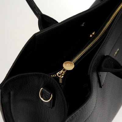 Shop Bentley Noir Fourre-tout en cuir Riona Regina in Canada at only $109.99 6th look