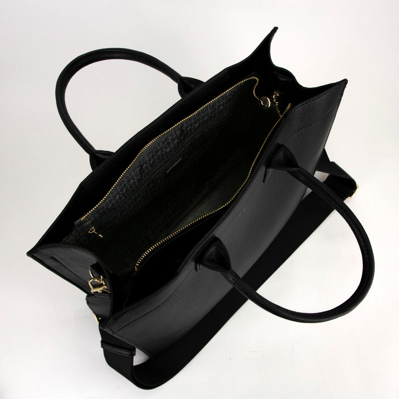 
        Shop Bentley Noir Fourre-tout en cuir Riona Regina in Canada at only $109.99 2nd look
      