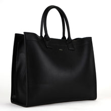 
                    Shop Bentley Noir Fourre-tout en cuir Riona Regina in Canada at only $76.99 3rd look
                  