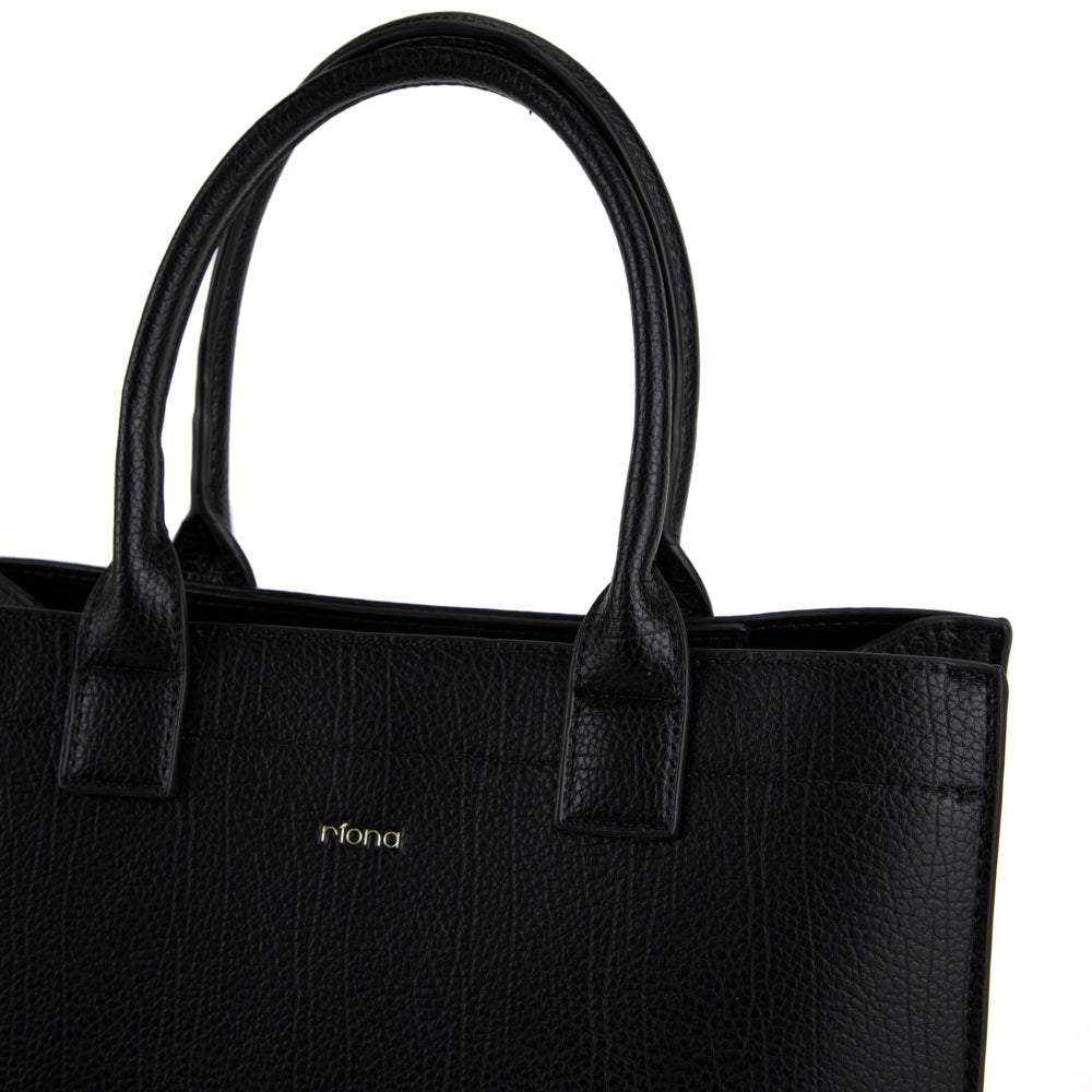 Shop Bentley Noir Mini fourre-tout en cuir Riona Cady in Canada at only $48.99 9th look