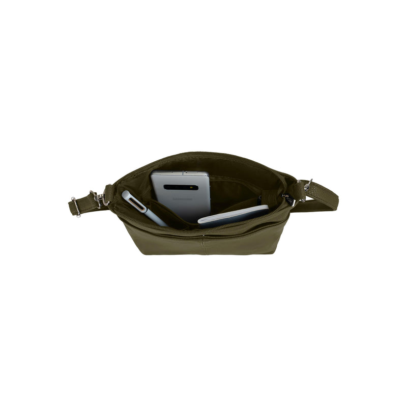 
        Shop Bentley Kaki Sac à bandoulière vertical RFID Bentley Mini Essentials in Canada at only $29.99 31st look
      