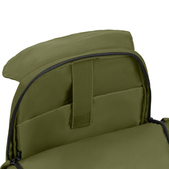 
                    Shop Bentley Vert foncé Sac à dos Tracker Icon in Canada at only $69.99 15th look
                  