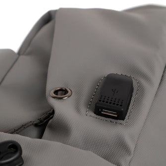 
                    Shop Bentley Gris clair Sac à dos Tracker Next Gen in Canada at only $41.99 8th look
                  