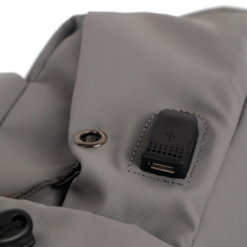 
        Shop Bentley Gris clair Sac à dos Tracker Next Gen in Canada at only $41.99 8th look
      