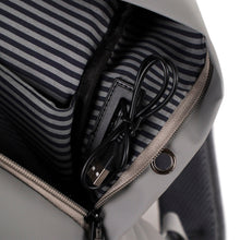 
                    Shop Bentley Gris clair Sac à dos Tracker Next Gen in Canada at only $41.99 7th look
                  