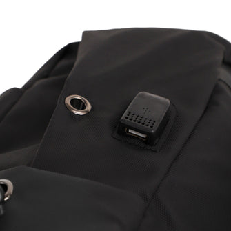 
                    Shop Bentley Noir Sac à dos Tracker Next Gen in Canada at only $41.99 5th look
                  
