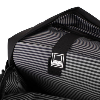 
                    Shop Bentley Noir Sac à dos Tracker Next Gen in Canada at only $41.99 8th look
                  