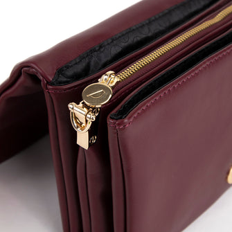 
                    Shop Bentley Bourgogne Sac à bandoulière Riona 3 compartiments in Canada at only $69.99 6th look
                  