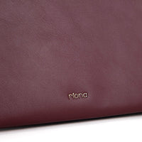 
                      Shop Bentley Bourgogne Sac à bandoulière Riona 3 compartiments in Canada at only $69.99 4th look
                    