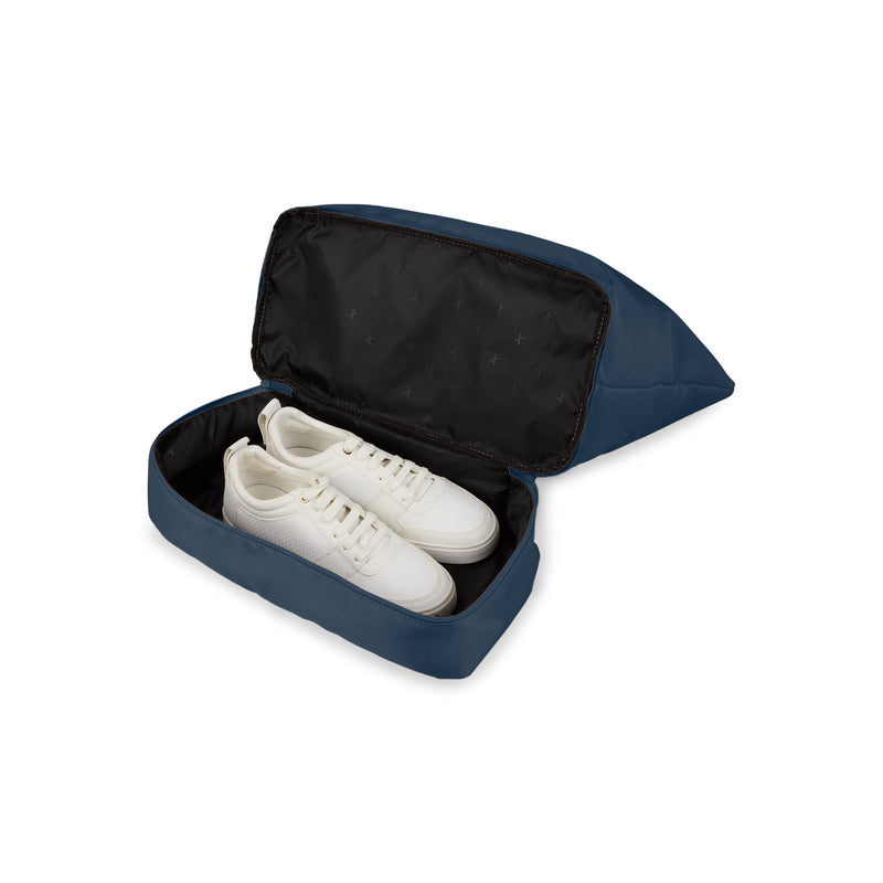 
        Shop Bentley Navy Tracker Milan 4 piece in Canada at only $344.99 38th look
      