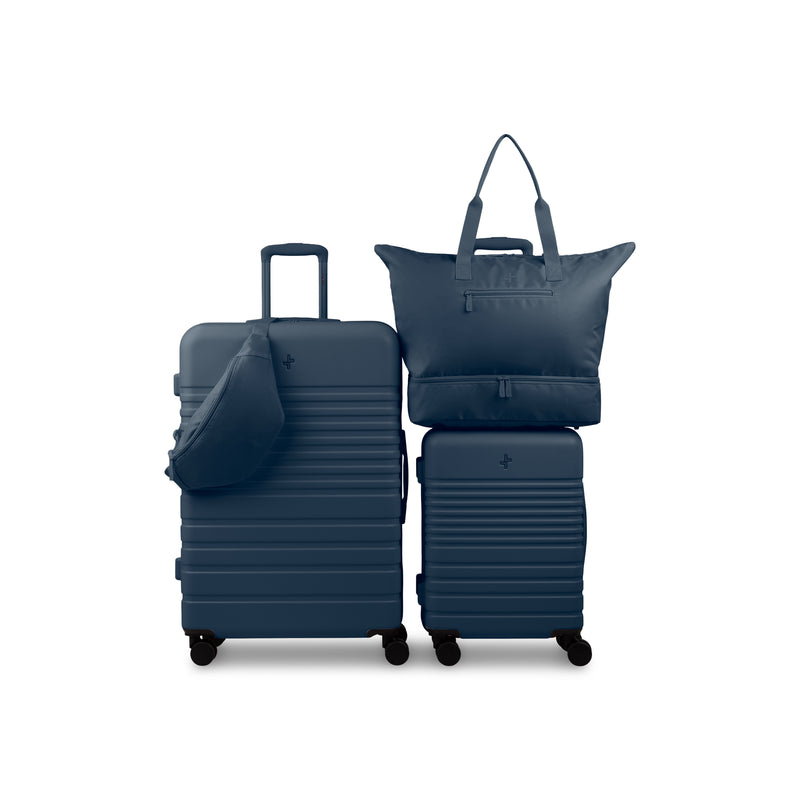 
        Shop Bentley Navy Tracker Milan 4 piece in Canada at only $344.99 27th look
      