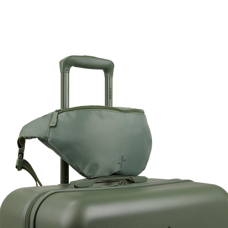 
        Shop Bentley Olive Tracker Milan 4 piece in Canada at only $344.99 8th look
      