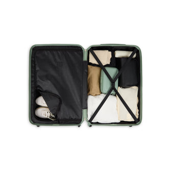 
                    Shop Bentley Sauge Tracker Seoul – Ensemble 2 pièces in Canada at only $189.99 5th look
                  