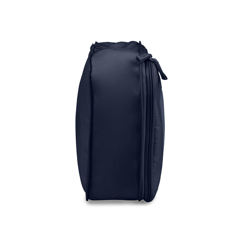 
        Shop Bentley Bleu marine Cubes d’emballage Bugatti in Canada at only $29.99 39th look
      