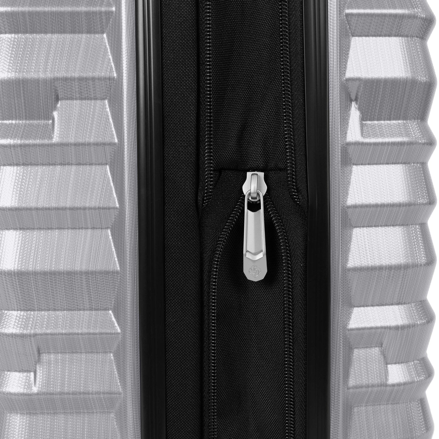 Samsonite Ziplite 4.0 Carry-on