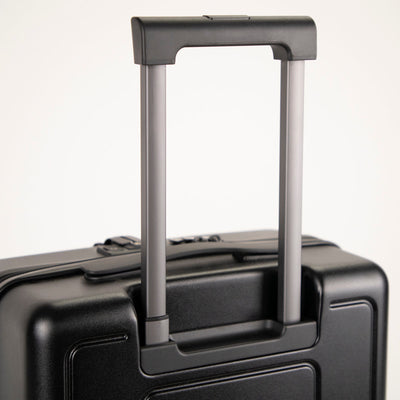 Shop Bentley Noir Valise de cabine hybride Tracker Pro in Canada at only $125.99 7th look