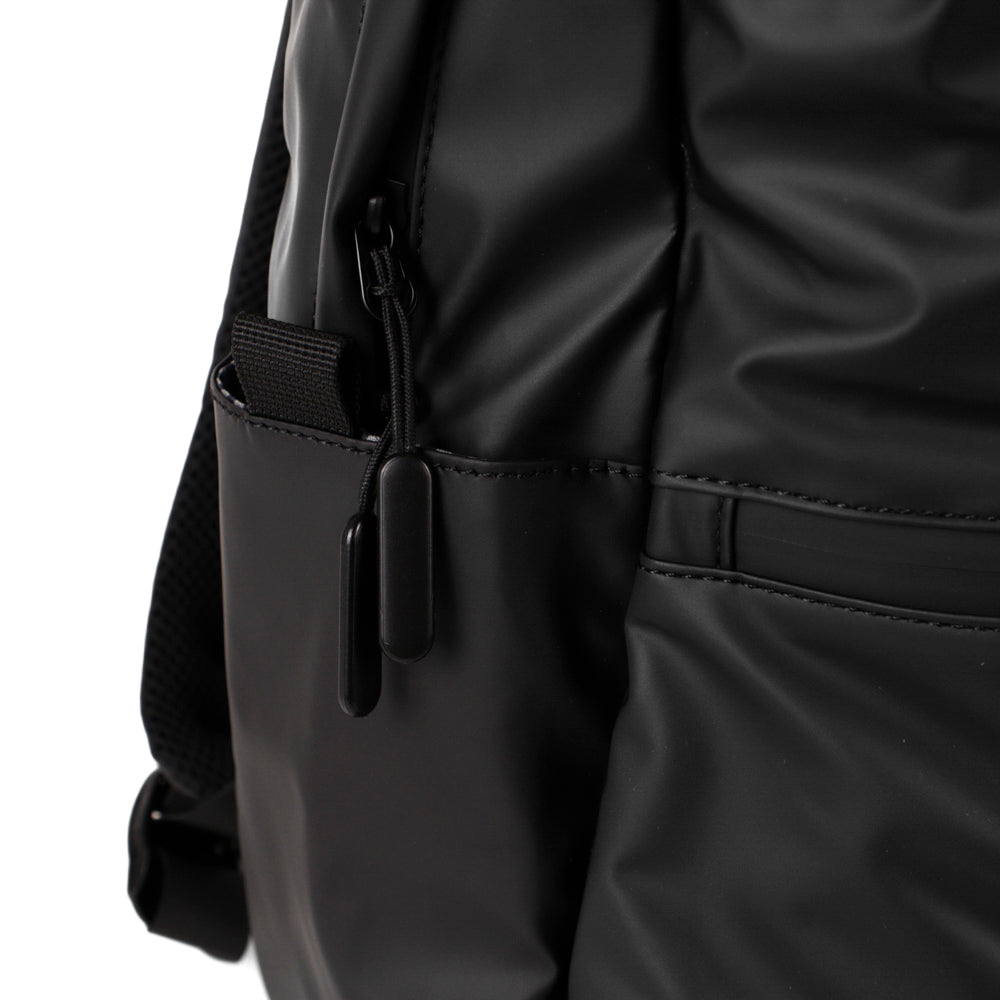 Shop Bentley Noir Sac à dos Tracker Everyday in Canada at only $41.99 3rd look