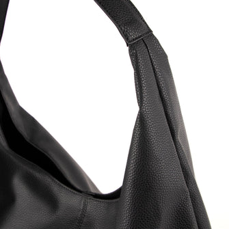 
                    Shop Bentley Noir Sac hobo Bentley Classic in Canada at only $34.99 5th look
                  