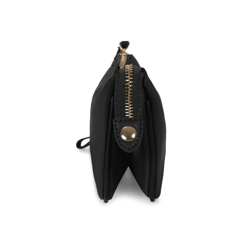 
        Shop Bentley Noir Portefeuille à dragonne Tracker in Canada at only $34.99 4th look
      